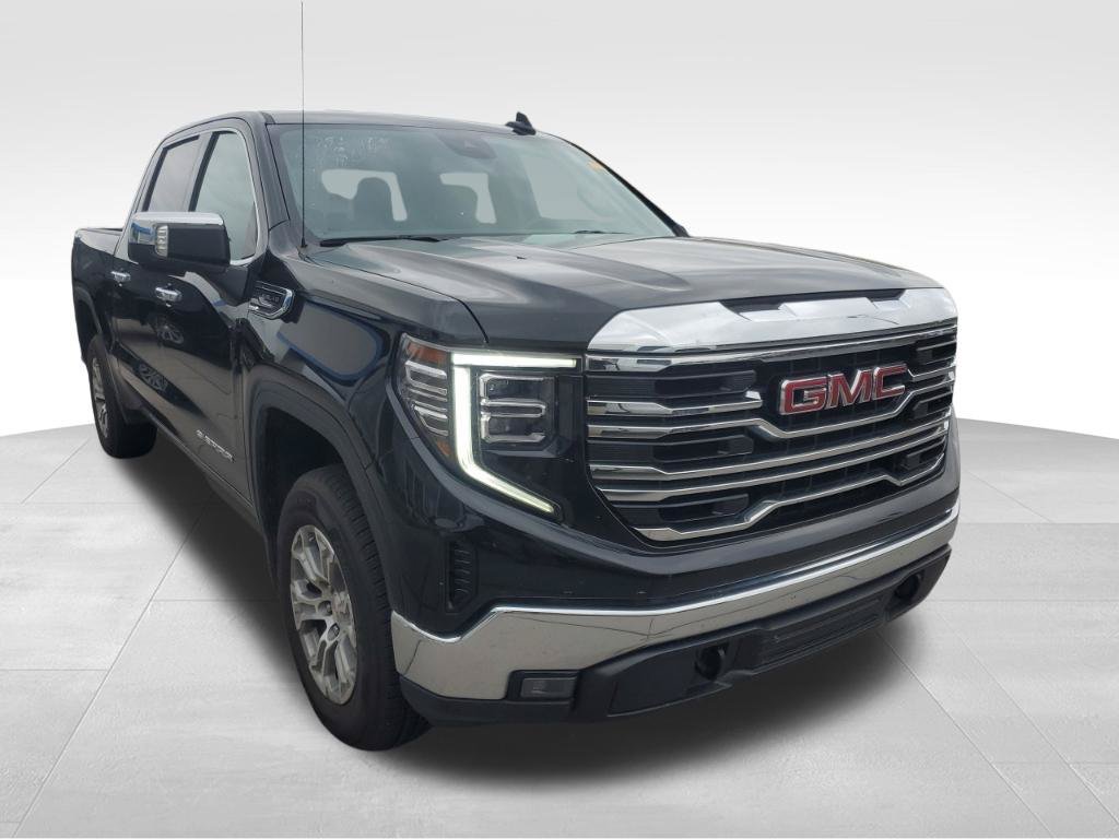 Used 2025 GMC Sierra 1500 SLT AWD/4WD image 12