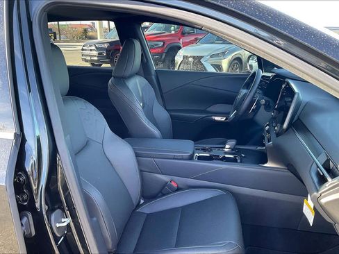 Certified 2025 Lexus RX 350 Premium image 8