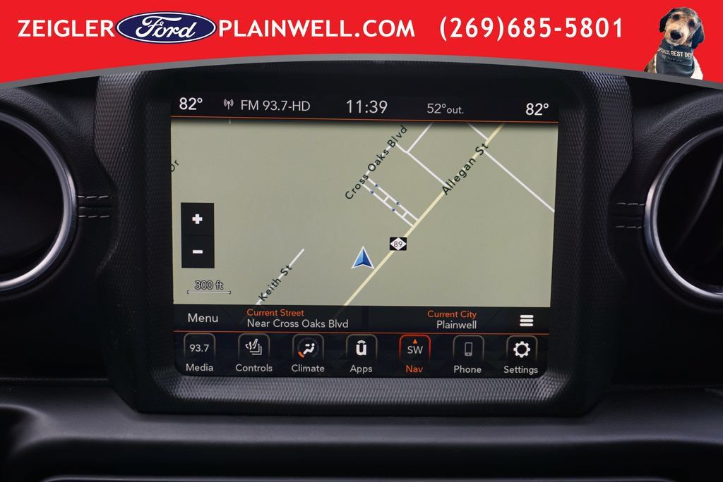 Used 2023 Jeep Wrangler Unlimited Sahara w/ Cold Weather Group AWD/4WD image 18