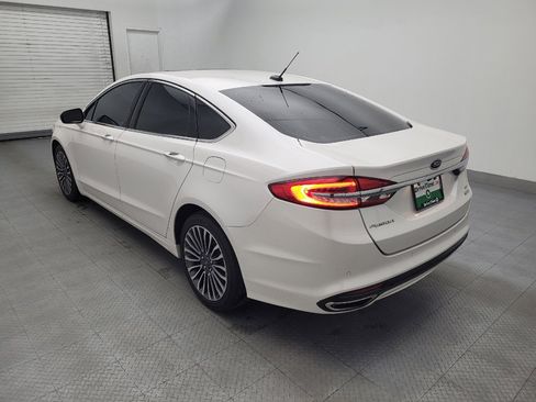 Used 2017 Ford Fusion SE w/ Fusion SE Technology Package FWD image 5