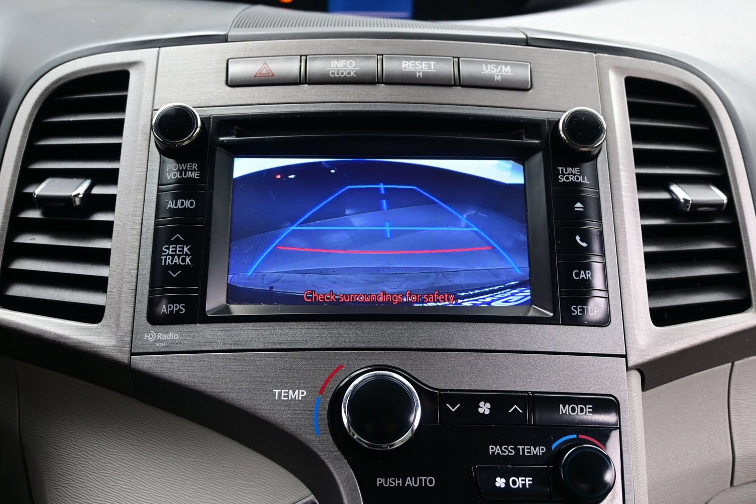 Used 2014 Toyota Venza XLE FWD image 18