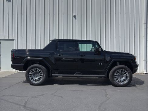 New 2025 GMC Hummer EV 3X image 5