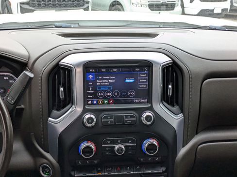 Used 2020 GMC Sierra 1500 SLT image 18