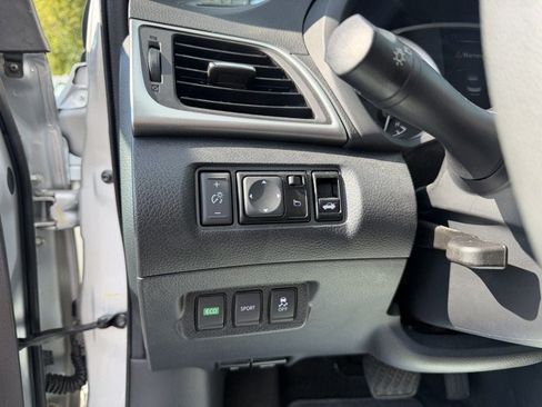 Used 2017 Nissan Sentra SV FWD image 12
