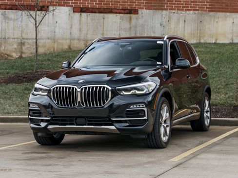 Used 2021 BMW X5 xDrive40i w/ Premium Package 2 image 7