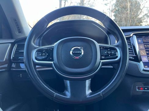 Used 2017 Volvo XC90 T6 Momentum w/ Vision Package AWD/4WD image 19