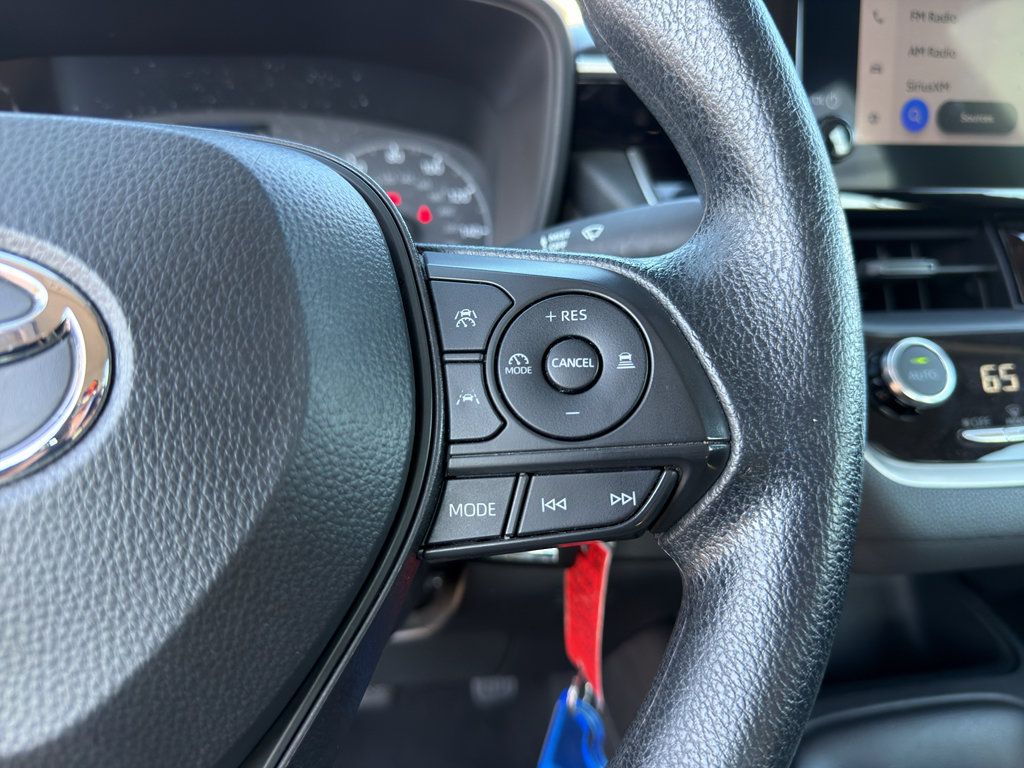 Used 2024 Toyota Corolla LE FWD image 14