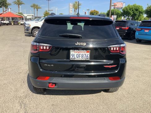 Certified 2024 Jeep Compass Trailhawk AWD/4WD image 6