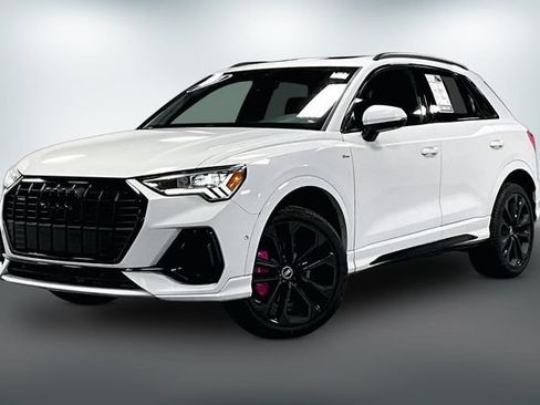 Used 2021 Audi Q3 2.0T Premium Plus w/ Premium Plus Package AWD/4WD image 3