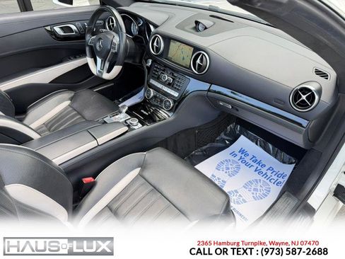 Used 2015 Mercedes-Benz SL 550 w/ White Arrow Edition image 19
