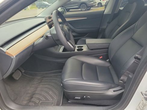 Used 2023 Tesla Model 3 Standard Range RWD image 13