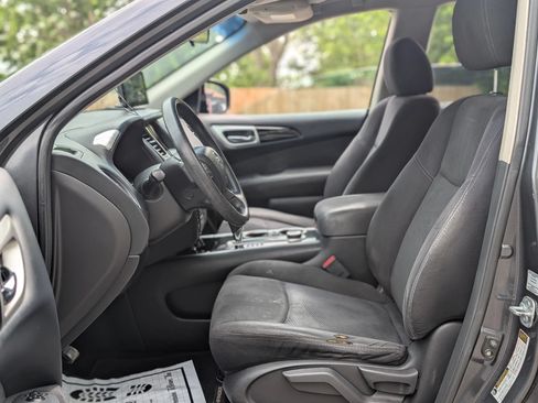Used 2014 Nissan Pathfinder S AWD/4WD image 10