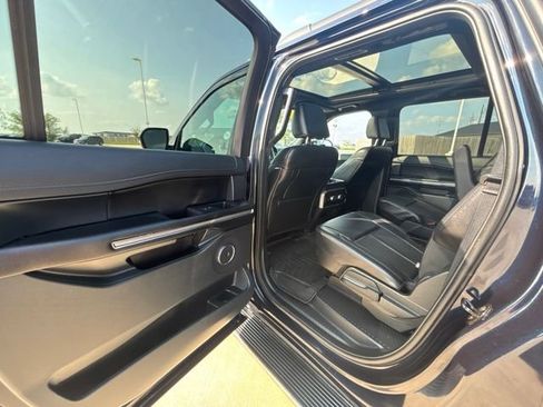 Used 2021 Ford Expedition Max XLT AWD/4WD image 23