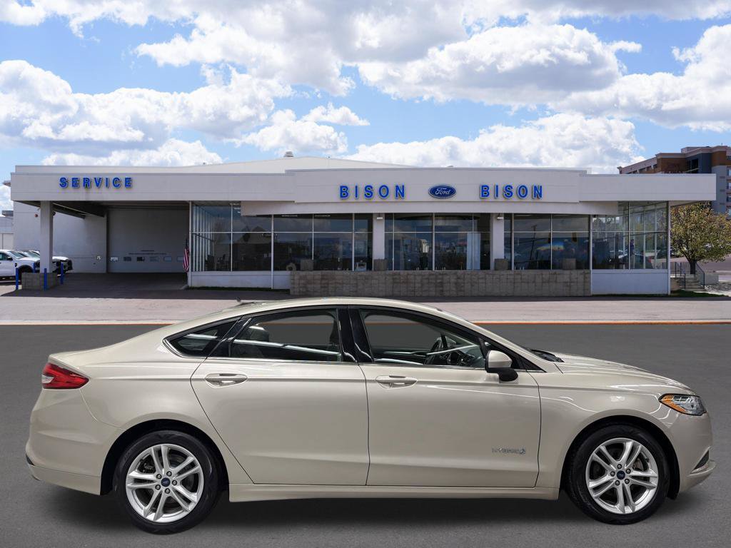 Used 2018 Ford Fusion S FWD image 2
