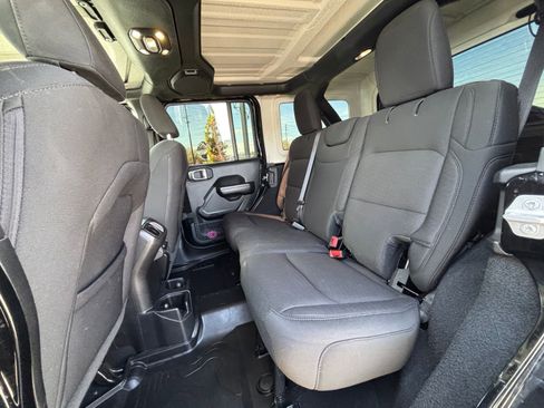 Used 2020 Jeep Wrangler Unlimited Sport AWD/4WD image 19