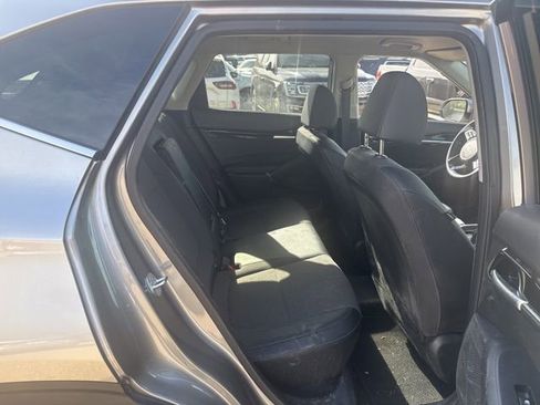 Used 2024 Kia Seltos S AWD/4WD image 7
