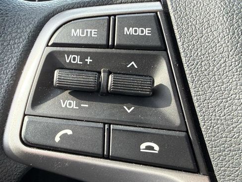 Used 2019 Hyundai Accent SE FWD image 15