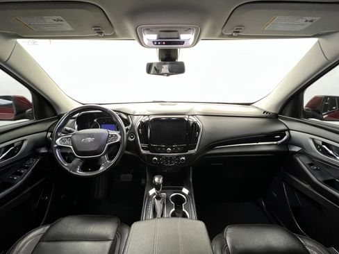 Used 2021 Chevrolet Traverse RS image 10