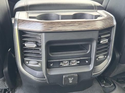 Used 2019 RAM 1500 Laramie AWD/4WD image 20