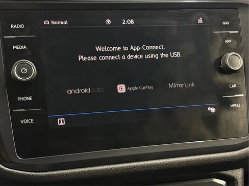 Used 2020 Volkswagen Tiguan SEL image 47