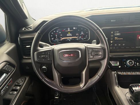 Used 2023 GMC Sierra 1500 AT4 w/ Technology Package AWD/4WD image 9