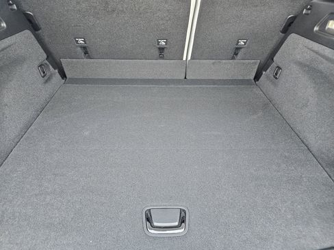 New 2025 Cadillac Lyriq Sport image 31