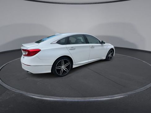 Used 2022 Honda Accord Touring image 8