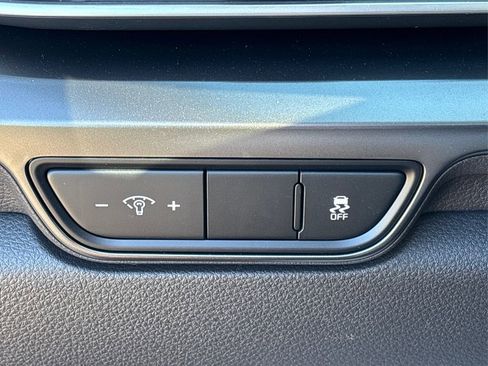 New 2025 Kia Carnival SX Prestige FWD image 31