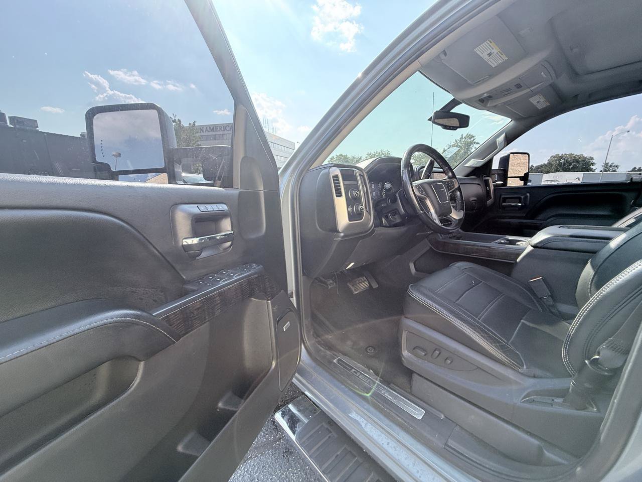 Used 2016 GMC Sierra 1500 Denali AWD/4WD image 7