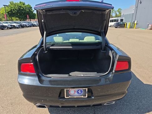 Used 2014 Dodge Charger SE RWD image 23
