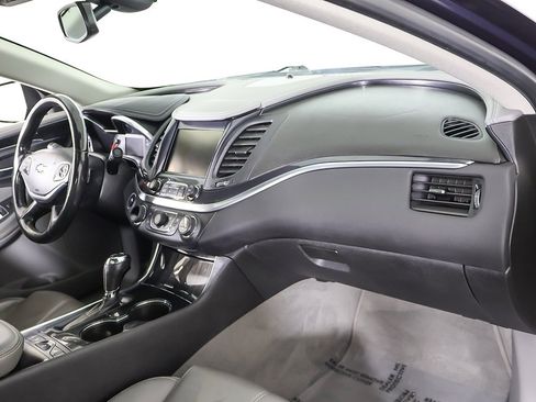Used 2018 Chevrolet Impala LT image 26