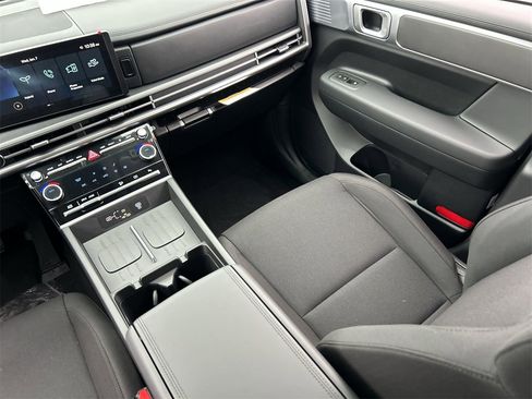 New 2026 Hyundai Santa Fe SE image 15