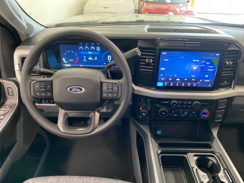 New 2026 Ford F350 XLT w/ XLT Premium Package AWD/4WD image 11
