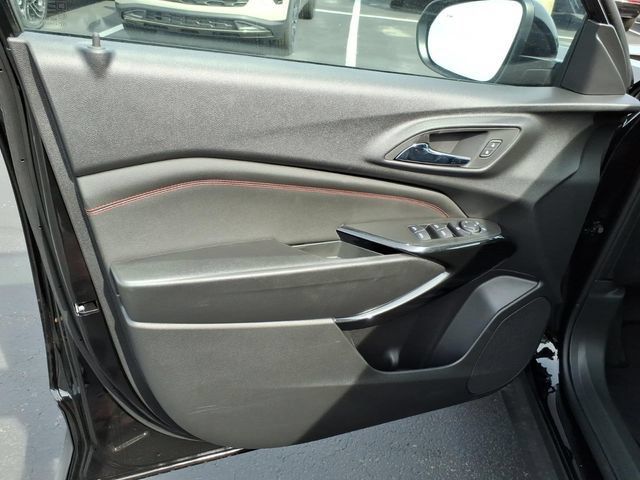 New 2026 Chevrolet Trax RS w/ Driver Confidence Package FWD image 10