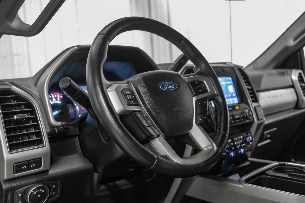 Used 2021 Ford F250 Lariat w/ Lariat Ultimate Package AWD/4WD image 14