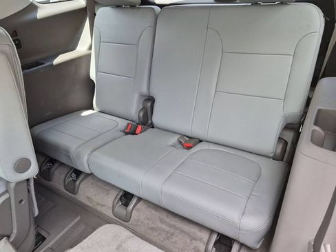 Certified 2019 Chevrolet Traverse LT w/ LPO, Floor Liner Package AWD/4WD image 23