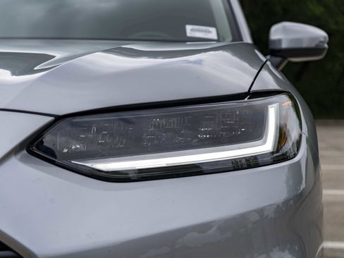 Certified 2026 Honda HR-V LX image 11
