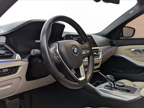 Used 2020 BMW 330i Sedan w/ Convenience Package RWD image 23