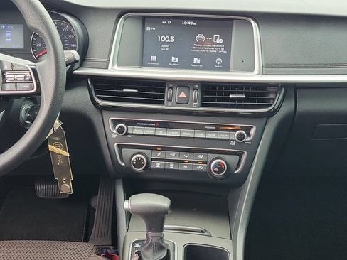 Used 2020 Kia Optima LX FWD image 18