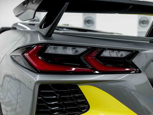 Used 2022 Chevrolet Corvette Stingray Premium Cpe RWD image 25