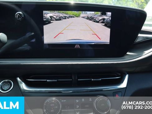 Used 2025 Buick Envista Preferred FWD image 33