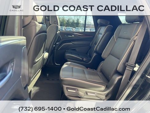 Certified 2023 Cadillac Escalade Premium Luxury image 18