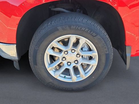 Used 2023 Chevrolet Silverado 1500 LT AWD/4WD image 14