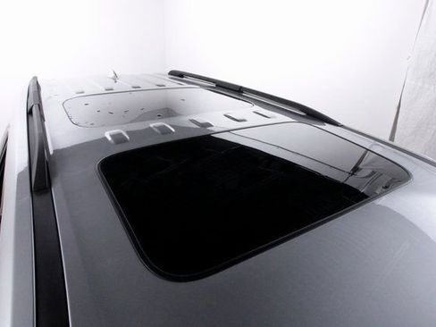 Used 2020 Chevrolet Traverse Premier w/ Redline Edition image 38