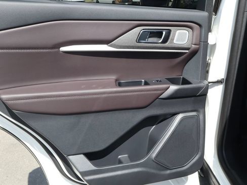 New 2026 Ford Explorer Platinum AWD/4WD image 33