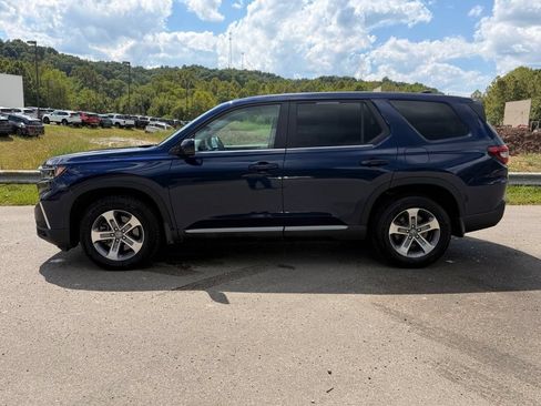 Used 2025 Honda Pilot EX-L image 4