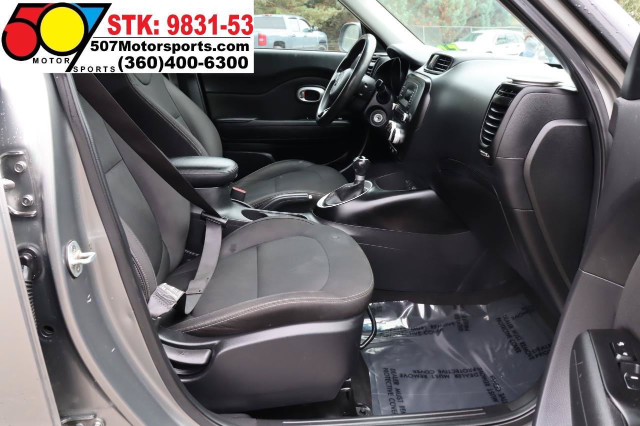 Used 2016 Kia Soul FWD image 21