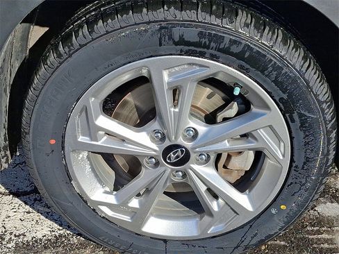 Used 2023 Hyundai Kona SEL w/ Cargo Package image 9