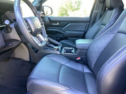 Certified 2024 Toyota Tacoma Limited w/ Limited Package (LT) AWD/4WD image 5