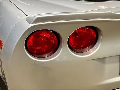 Used 2013 Chevrolet Corvette Grand Sport RWD image 16